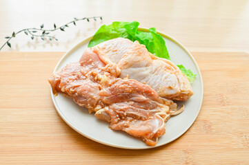 鶏もも肉の味噌漬け