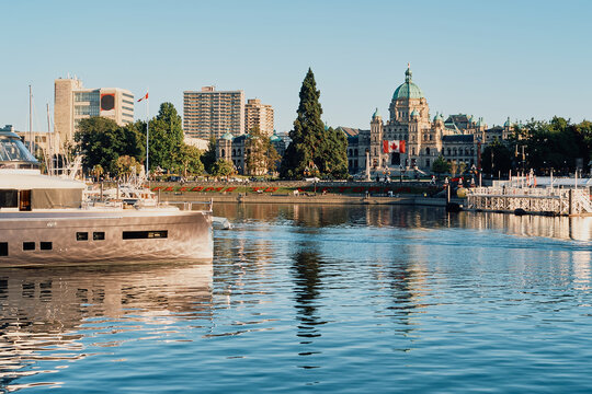Small Harbour Ferry Boat Crossing Victoria's Inner Harbour