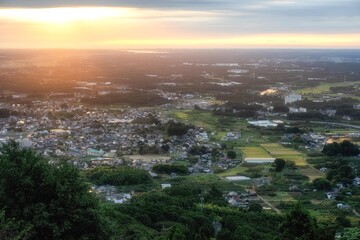 茨城県笠間市　愛宕山から望む秋の日の出シーン
