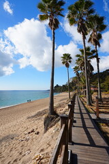 fine sea view with seaside walkway