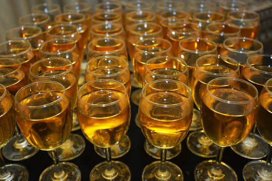Glasses of champagne and sparkling wine symbolize celebration, elegance, and luxury. Their golden bubbles and crisp taste make them perfect for parties, weddings, and special occasions.