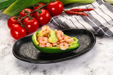 Dietary avocado cut with prawn
