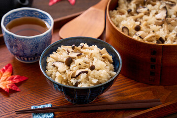 きのこご飯｜しめじ・椎茸・舞茸・えのきの炊き込みご飯