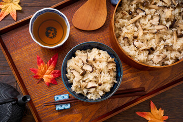 きのこご飯｜しめじ・椎茸・舞茸・えのきの炊き込みご飯