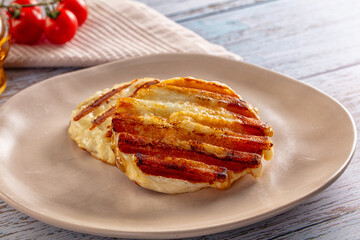 Grilled Greek haloumi cheese snack