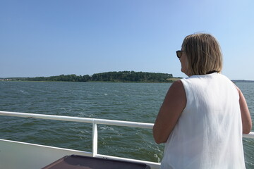 Fototapeta premium Schifffahrt auf dem Achterwasser auf Usedom