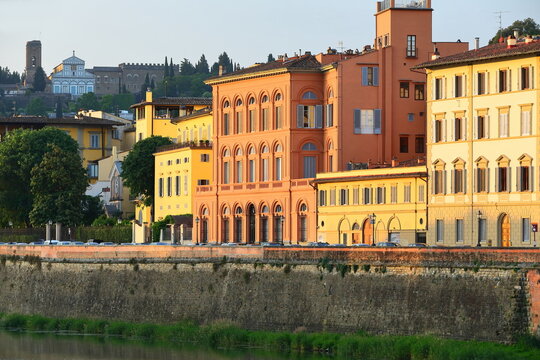 Orange-painted Palazzo Capponi alle Rovinate Palace and other buildings on the south, left bank of the Arno seen from the north. Florence-Tuscany-332
