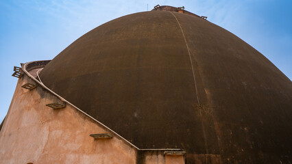 The Golghar or Gol Ghar is a large granary located in Patna city of Bihar state, India © Arnav Pratap Singh