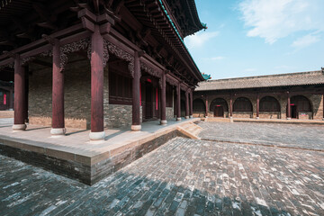 Fototapeta premium ancient chinese courtyard