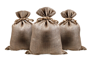 Tre sacchi di iuta marroni, legati in cima con una corda di spago, disposti in primo piano. Da utilizzare per scopi pubblicitari o di catalogo. Senza sfondo
