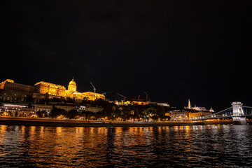 ブダペスト、ドナウ川夜景