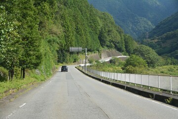 山間部の道路