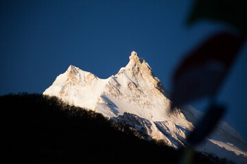 Der Vorgipfel des manaslu gesehen von Samagong