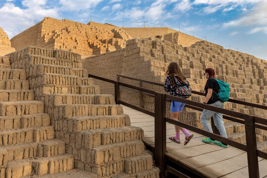 Tourists climb the ramp in Huaca Pucllana. Lima. Peru