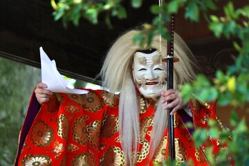 神楽の舞方 © もふいち