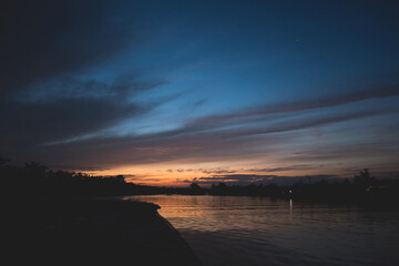 Fototapeta premium indonesia sunset water