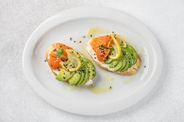 Bruschetta with salmon and avocado