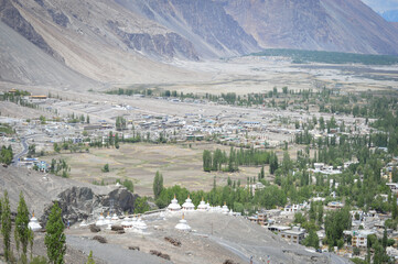 Obraz premium Diskit Monastery in Nubra Valley oldest and largest Buddhist monastery in Diskit, Leh, Ladakh, India.