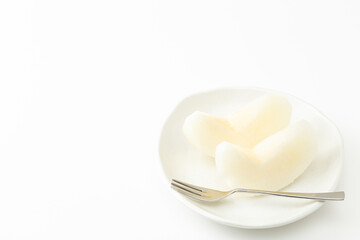 カットした梨　白バック