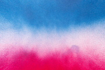 赤と青のスプレー塗料で塗った背景