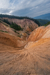Ultrawide view of Groapa Ruginoasa Romania
