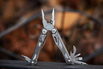 Multi-functional device for repairing devices