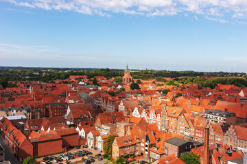 &Uuml;ber den D&auml;chern von L&uuml;neburg. Deutschland