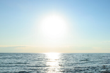 Fototapeta premium Beautiful wavy sea and sky on sunny day