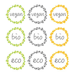 Round vegan, bio, eco Labels with leaf circle – vector set