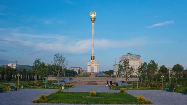 The monument with the coat of arms of Tajikistan.