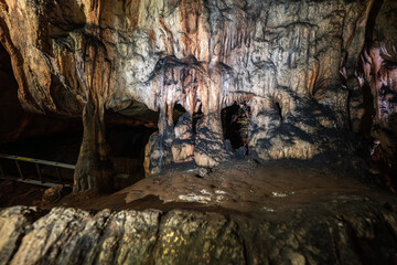 Limestone cave chamber formations