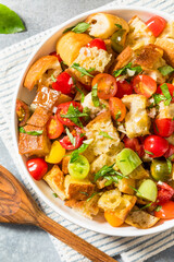 Homemade Classic Italian Panzanella Salad
