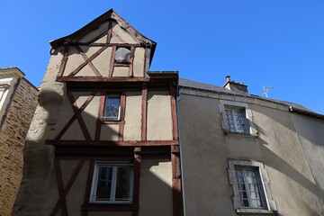 Bâtiment typique, vue de l'extérieur, ville de Chateau Gontier sur Mayenne, département de la Mayenne, France