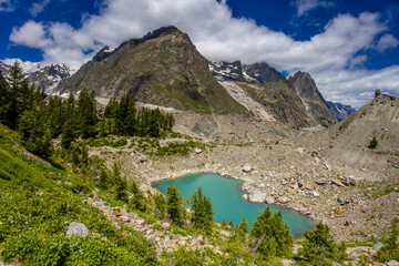 Chamonix Montblanc Beautiful Alpine Mountain