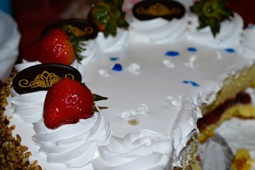 Delicious Strawberry Cream Cake with Whipped Frosting