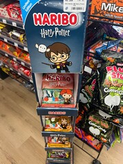 Fototapeta premium Seattle, WA, USA September 15, 2025 Haribo Harry Potter