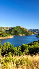 Fototapeta premium Scenic mountain lake vista (6)