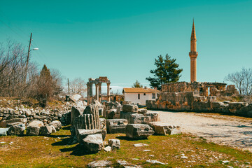 Uzuncaburc (Diokaesareia) is an ancient city ruin in Mersin province. The city of Diocaesarea was a temple center and part of the Olba Temple State during the Seleucid Empire . Silifke, Mersin