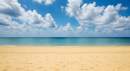 Obraz premium Scenic Ocean Beach Landscape with Golden Sand and Azure Water Under a Cloudy Sky
