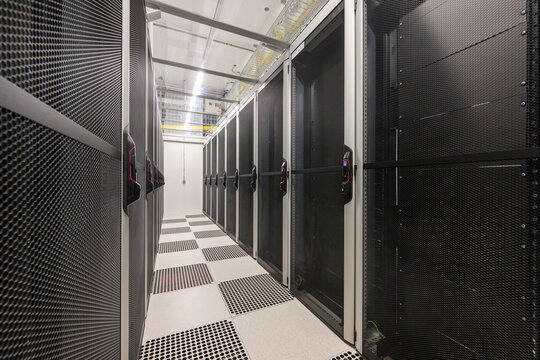Serverraum mit Racks