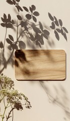 明るい背景に丸い角を持つ木製のカード。