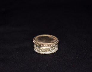 Vintage Silver-Plated Kumkum Box with Beaded Rim – Ritual Sindoor Holder