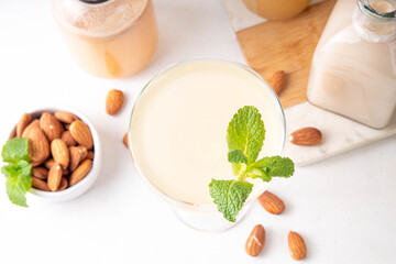 Sweet and sour lemon orgeat cocktail, Orgeat Lemonade Recipe