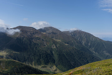 Fototapeta premium fagaras mountains ridge high mountain peaks on sunny day