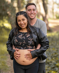 happy pregnant couple