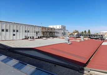 Copertura di un Edificio industriale abbandonato e degradato	