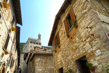 La struttura medievale perfettamente conservata del borgo di Gubbio, Umbria, Italia
