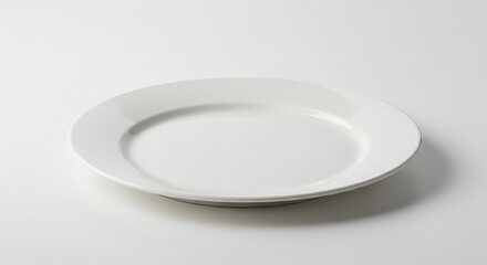 Plato blanco liso luce elegante sobre fondo neutro luz suave. AI Generated