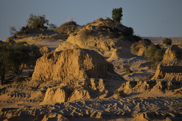 mungo national park, badlands, australia
