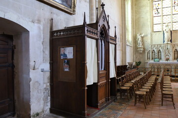 Eglise Saint Denis, église romane, village de Saint Denis d'Anjou, département de la Mayenne, France